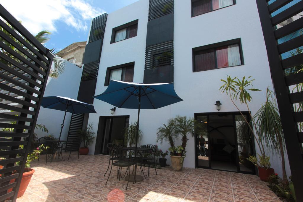 Hotel Los Girasoles Cancun Exterior photo